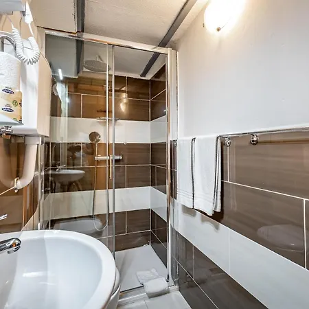 Hotel ḥọṭẹḷ ṿẹṇẹṭọ !! Centro Storico Di ƒirenze !!! Con Access Ztl
