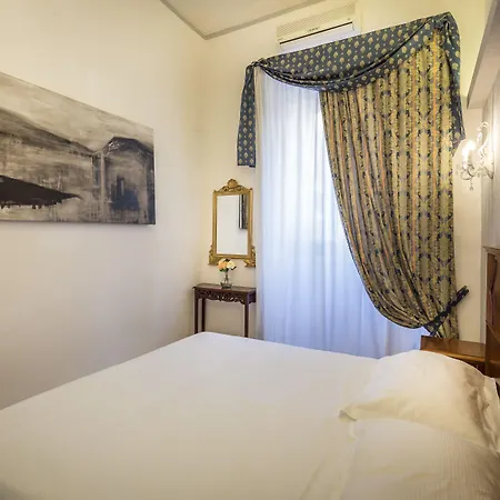 Veneto Centro Storico Di فندق 3*